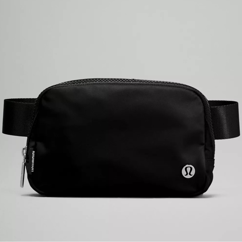 Lululemon Everywhere Belt Bag Fanny Pack Black